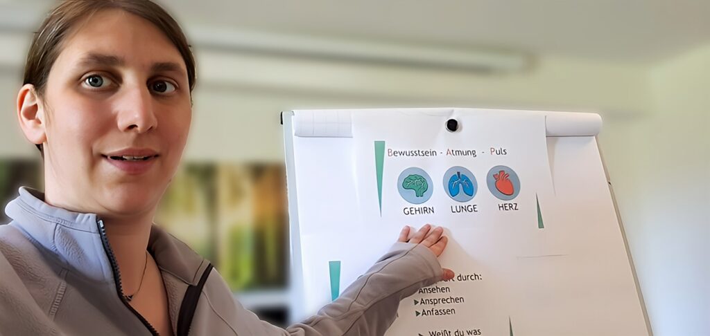 Yvonne Lucke gründete 2013 ihr Unternehmen. Bis heute setzt sie sich dafür ein, dass Menschen in Notfallsituationen handlungsfähig bleiben und ist selbst aktiv in der Notfallrettung um anderen bei Notfällen beizustehen.